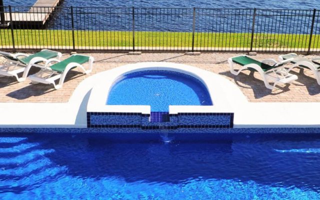 Fantastic Features: Spas, Ledges, Waterfalls, and More