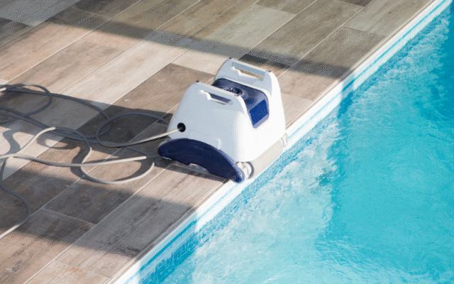 Pool Cleaners: Different Types & Functions