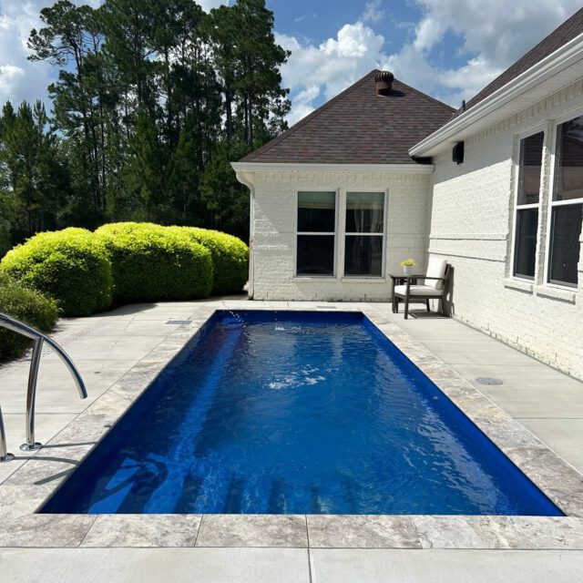 Coral Cay Plunge 26' - Ocean Shimmer (Gulf Coast Pools)