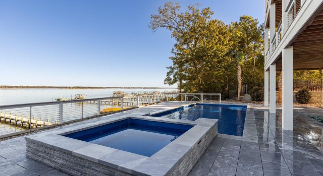 Whitsunday Lounger with Cube Spa in Ocean Shimmer 4